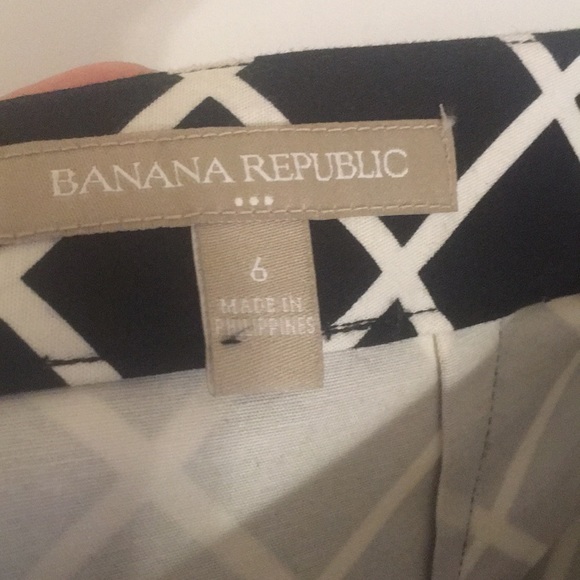 🖤🤍Banana Republic pencil skirt, size 6 Like New! - Picture 8 of 9